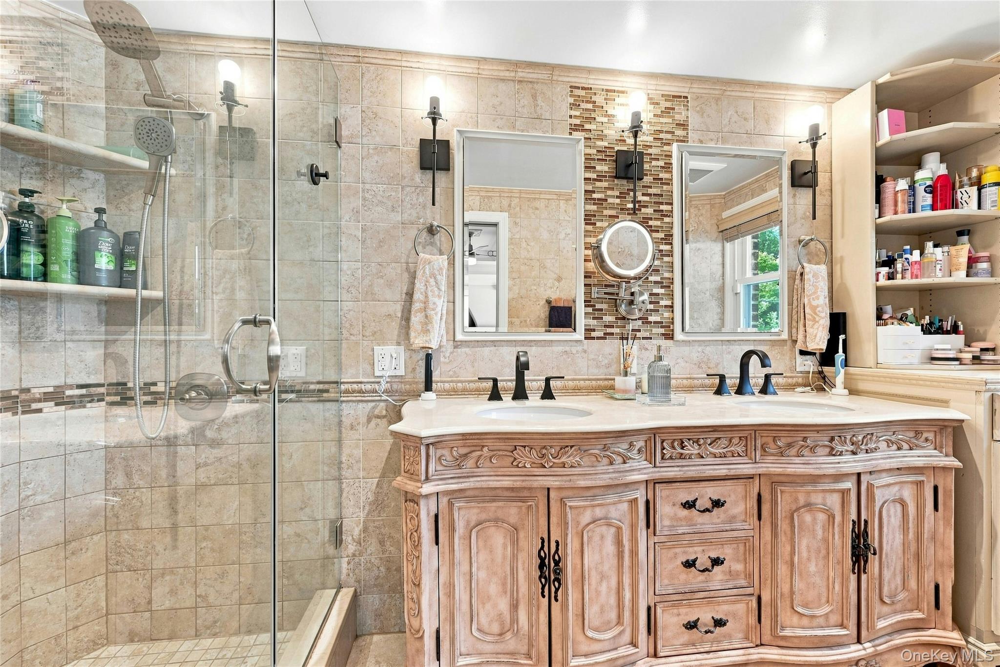 2 Peppermill Road Roslyn, NY 11576 - Photo 23 of 36 Gallery Image 23