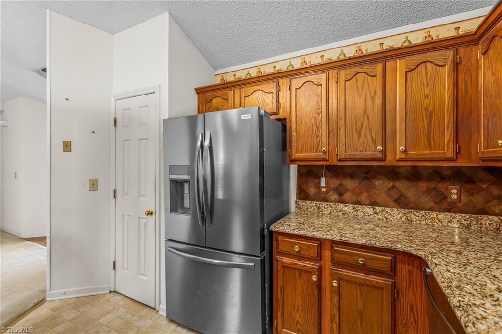 4126 Carroll Ridge Court High Point, NC 27265 - Photo 5 of 24