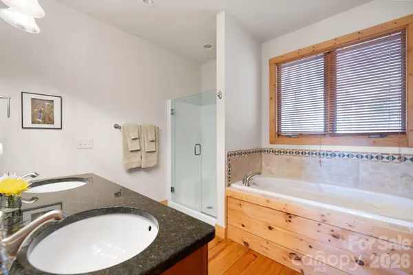 $1,249,000 | 277 Kestrel Court, Sapphire, NC 28774