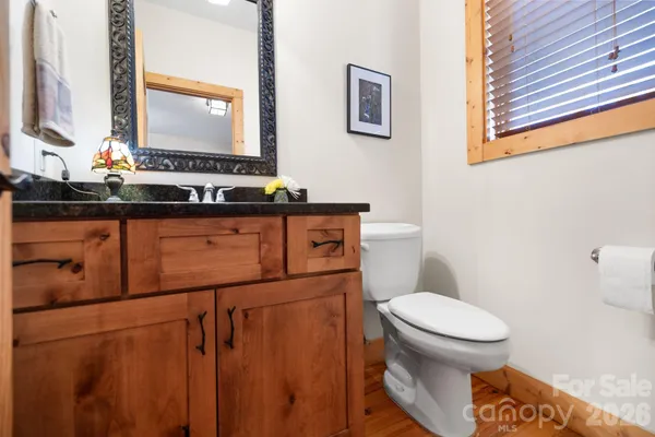 $1,249,000 | 277 Kestrel Court, Sapphire, NC 28774