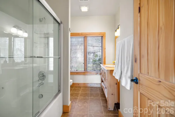 $1,249,000 | 277 Kestrel Court, Sapphire, NC 28774