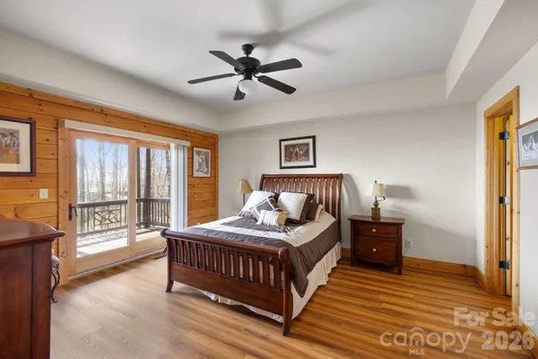 $1,249,000 | 277 Kestrel Court, Sapphire, NC 28774