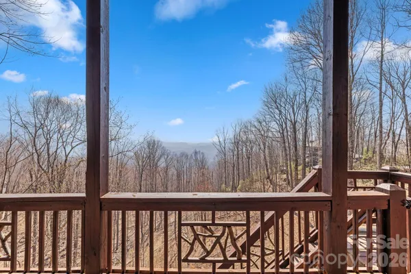 $1,249,000 | 277 Kestrel Court, Sapphire, NC 28774