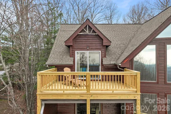 $1,249,000 | 277 Kestrel Court, Sapphire, NC 28774