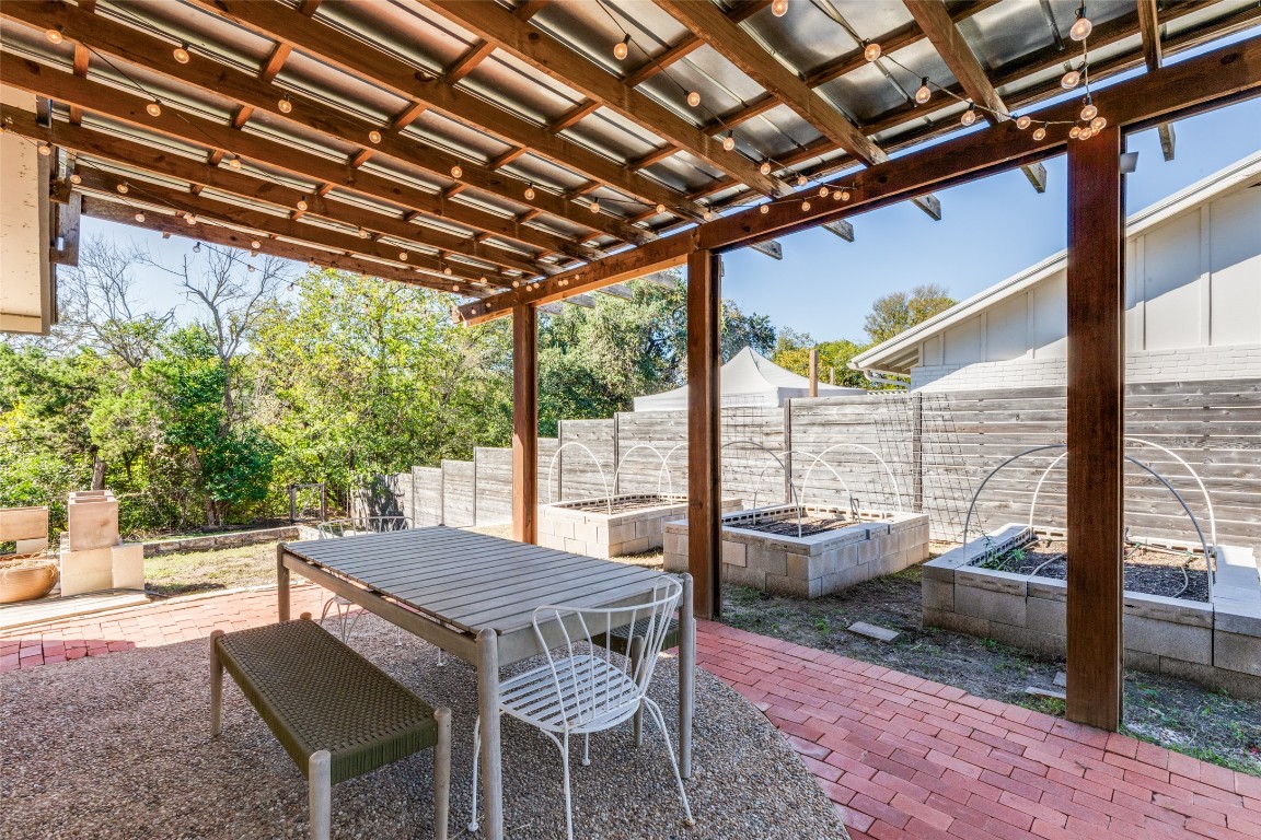 705 Battle Bend Boulevard Austin, TX 78745 - Photo 21 of 27 a view of porch with seating space