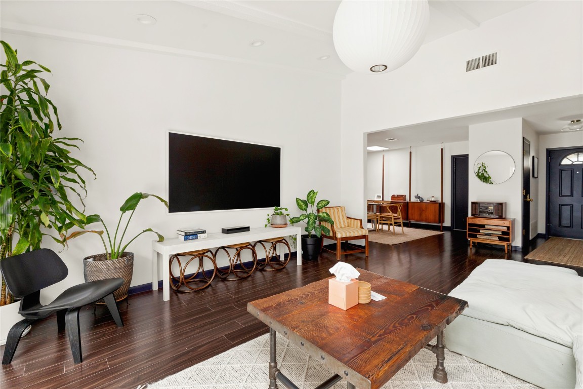 705 Battle Bend Boulevard Austin, TX 78745 - Photo 4 of 27 a living room with furniture and a flat screen tv