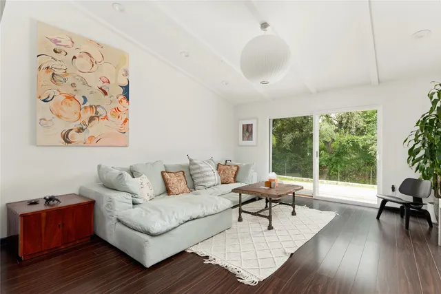 $3,000 | 705 Battle Bend Boulevard, Austin, TX 78745