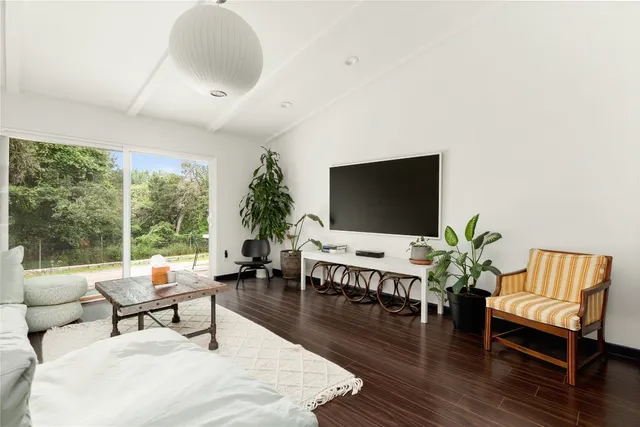 $3,000 | 705 Battle Bend Boulevard, Austin, TX 78745