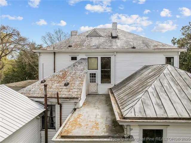 $399,999 | 205 North Vance Street, Red Springs, NC 28377