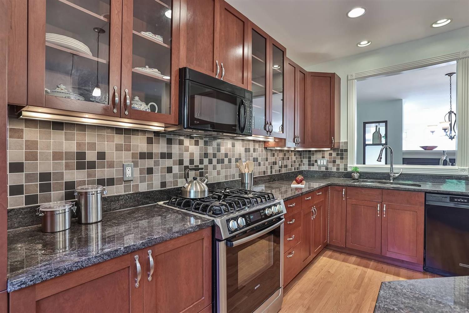 2162 Riverside Drive Cincinnati, OH 45202 - Photo 12 of 49 Gallery Image 12