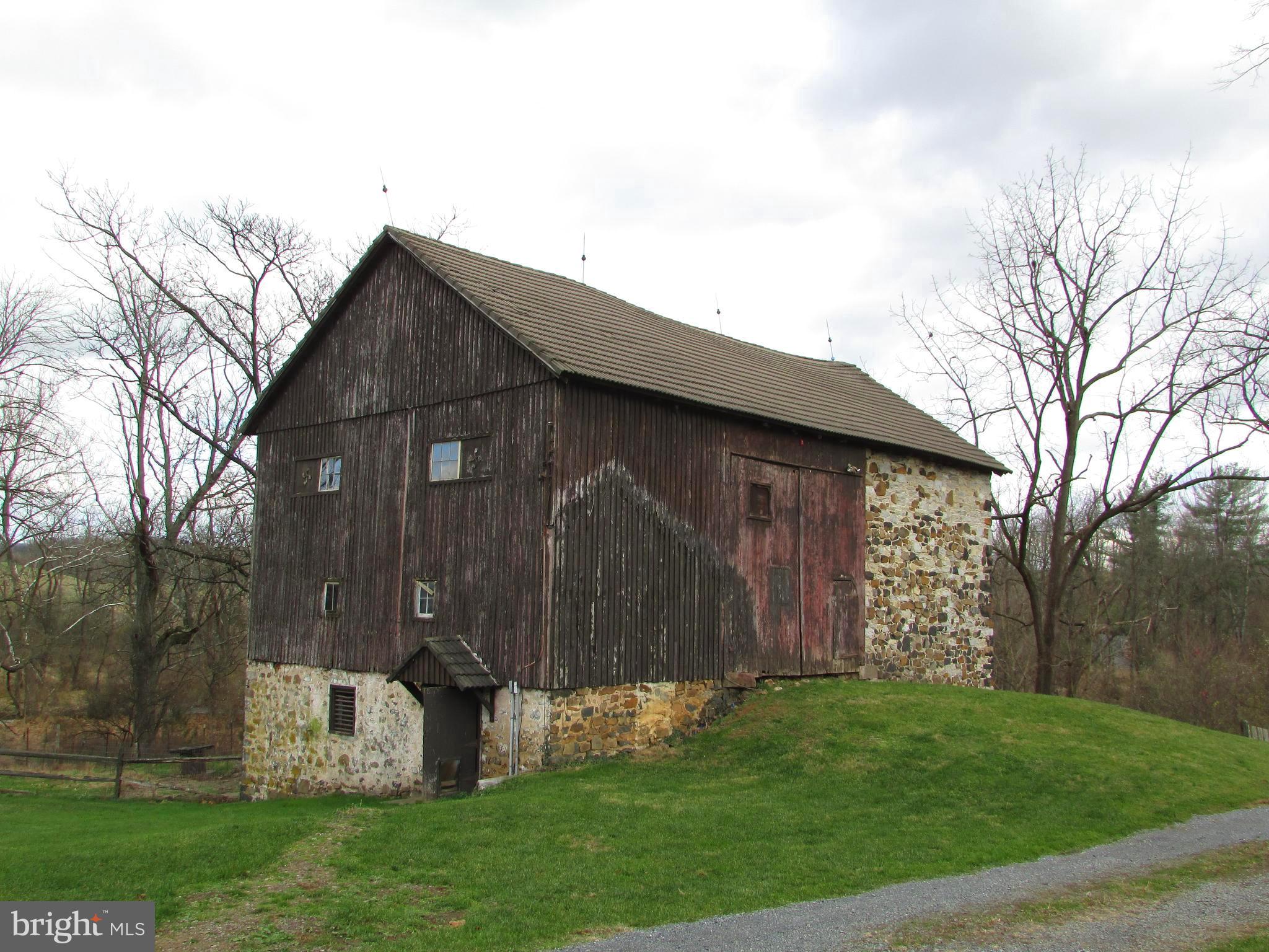 360 Loder Road Reading, PA 19606 - Photo 39 of 42 Bank Barn