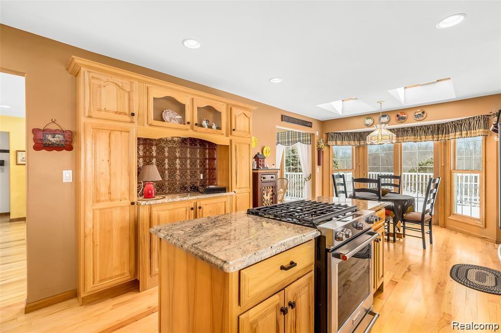 10099 Roberts Road Gregory, MI 48137 - Photo 11 of 59