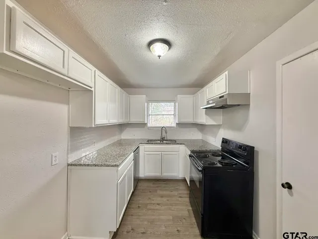 $1,395 | 533 Bandera Drive, Tyler, TX 75702