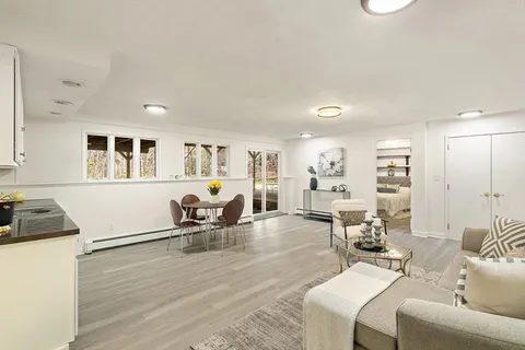 $2,399,000 | 367 Newton Street, Brookline, MA 02467