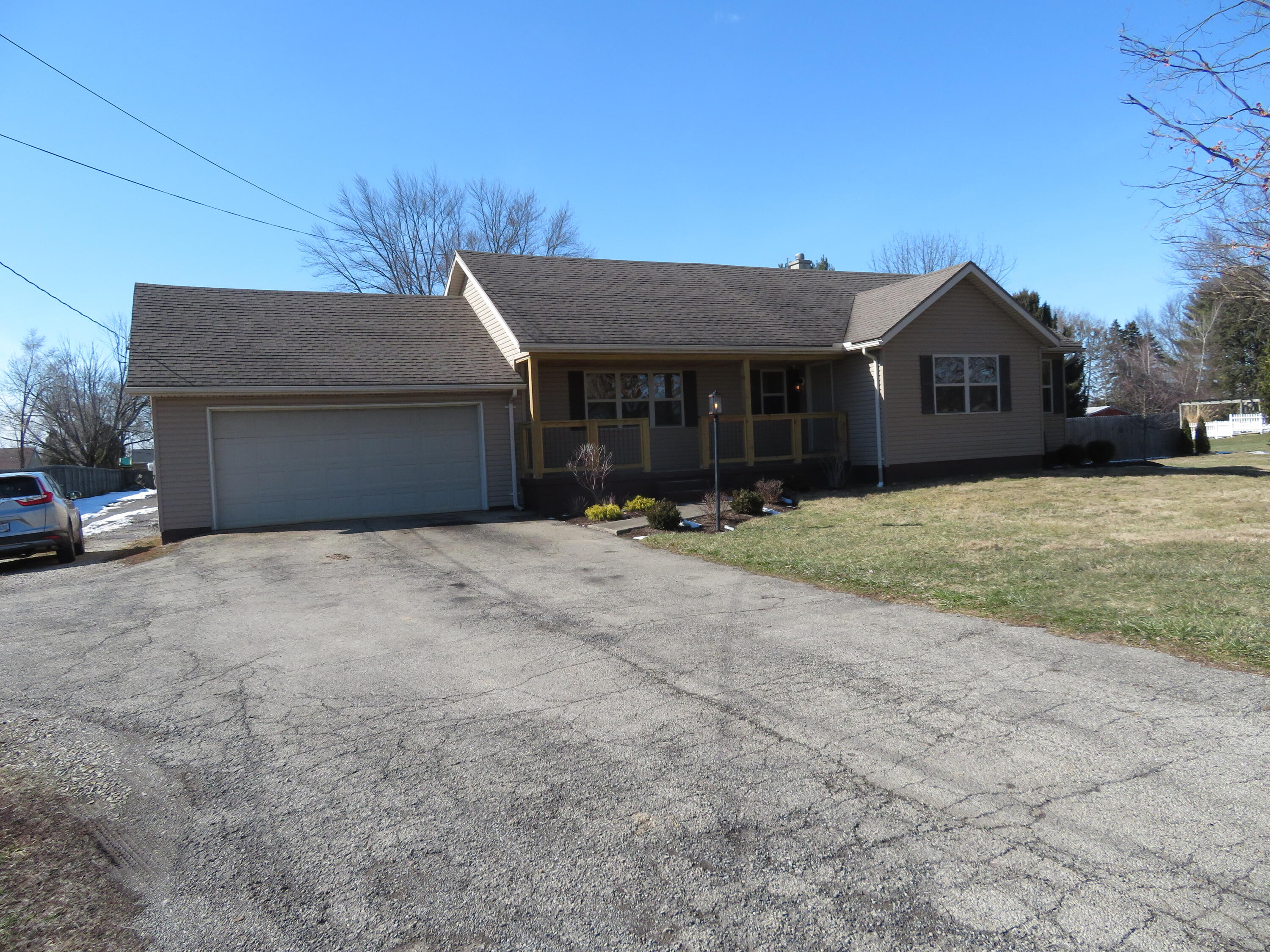 2843 Middle Urbana Road Springfield, OH 45503 - Photo 1 of 20