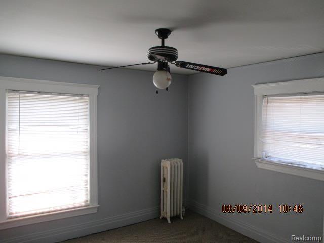 108 Oak Street River Rouge, MI 48218 - Photo 10 of 13 IMG_6335.jpg