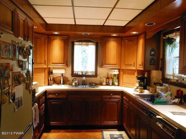 260 Dorys Road Dingmans Ferry, PA 18328 - Photo 5 of 44 country kitchen