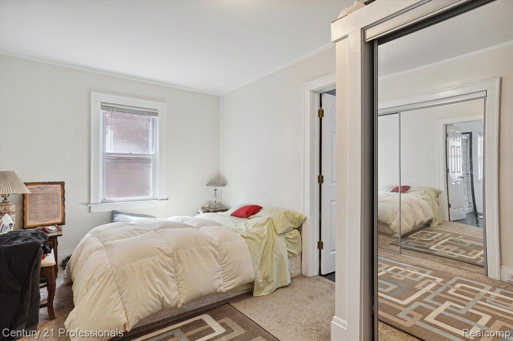 949 Nottingham Road Grosse Pointe Park, MI 48230 - Photo 15 of 56