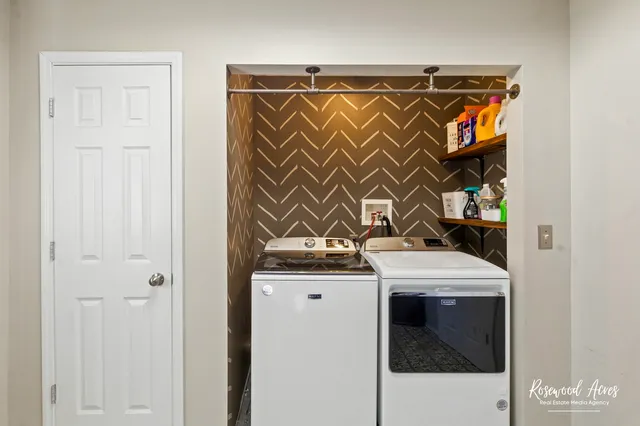 $259,900 | 104 West Cottage Street, Sheldon, IL 60966