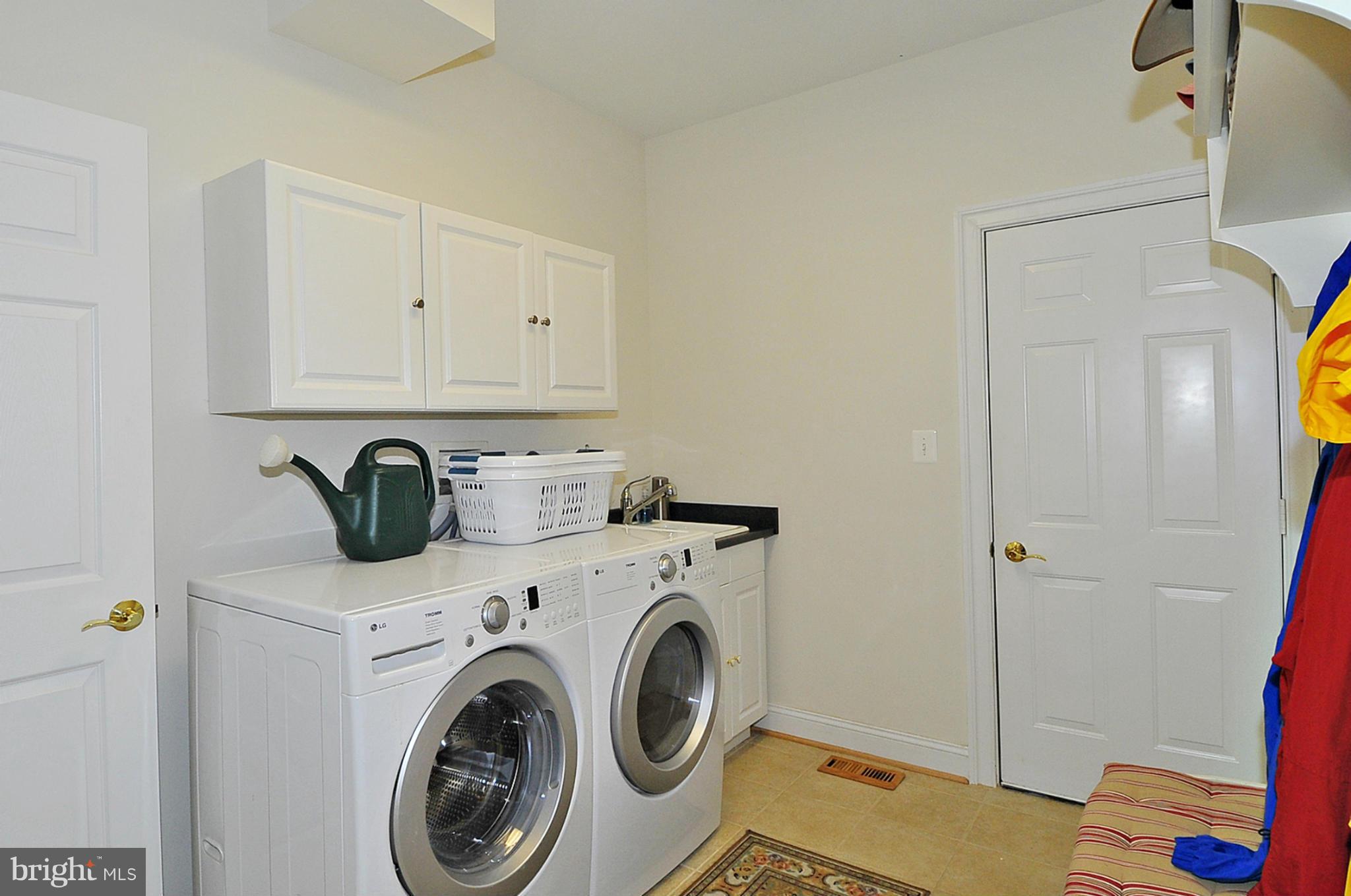 1705 River Road Annapolis, MD 21409 - Photo 20 of 30 Main Level Laundry