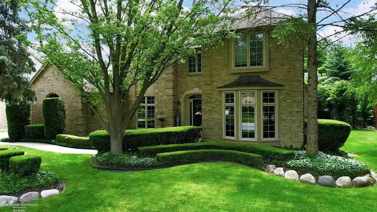 16146 Millar Road Clinton Township, MI 48036 - Photo 1 of 86 50079023.JPG