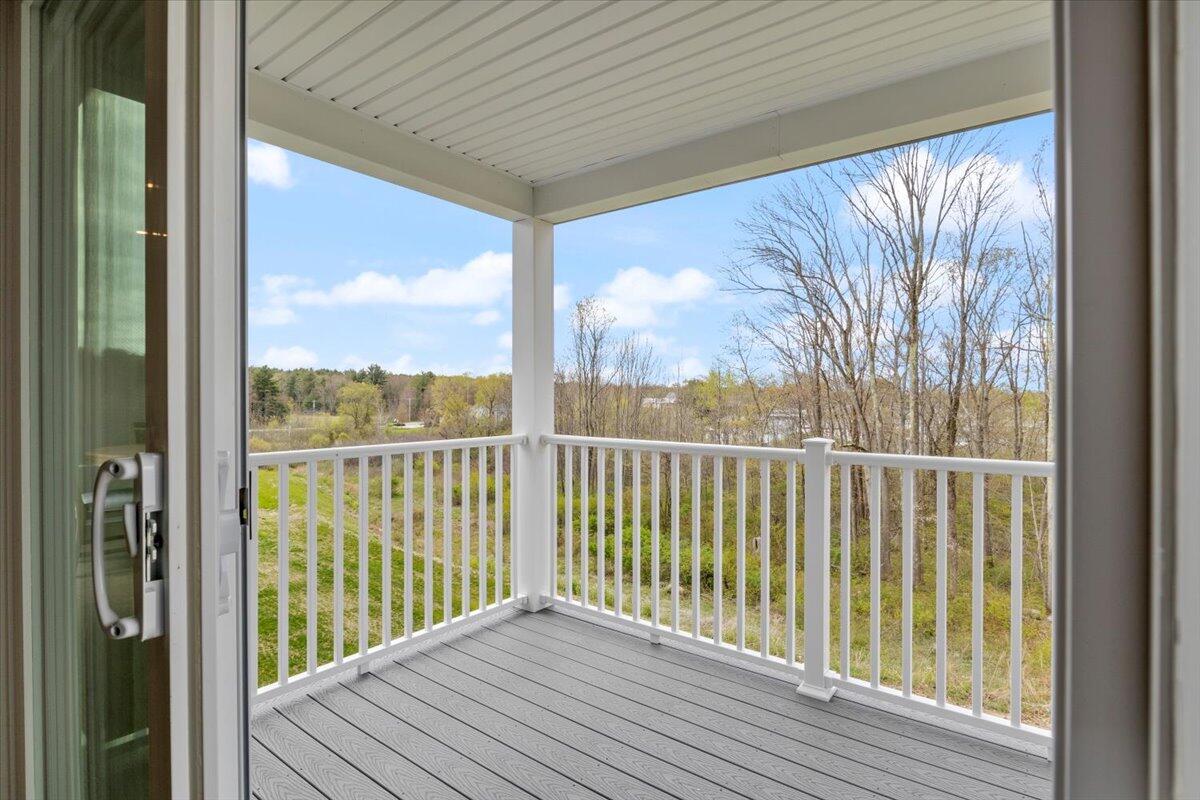 26-3 Regency Circle, Unit 3 Kittery, ME 03904 - Photo 4 of 32