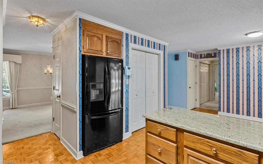 1616 Heathcliff Road High Point, NC 27262 - Photo 15 of 50