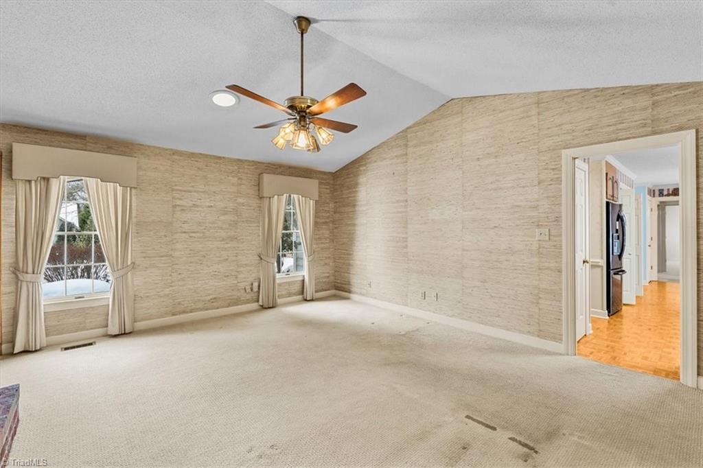 1616 Heathcliff Road High Point, NC 27262 - Photo 27 of 50