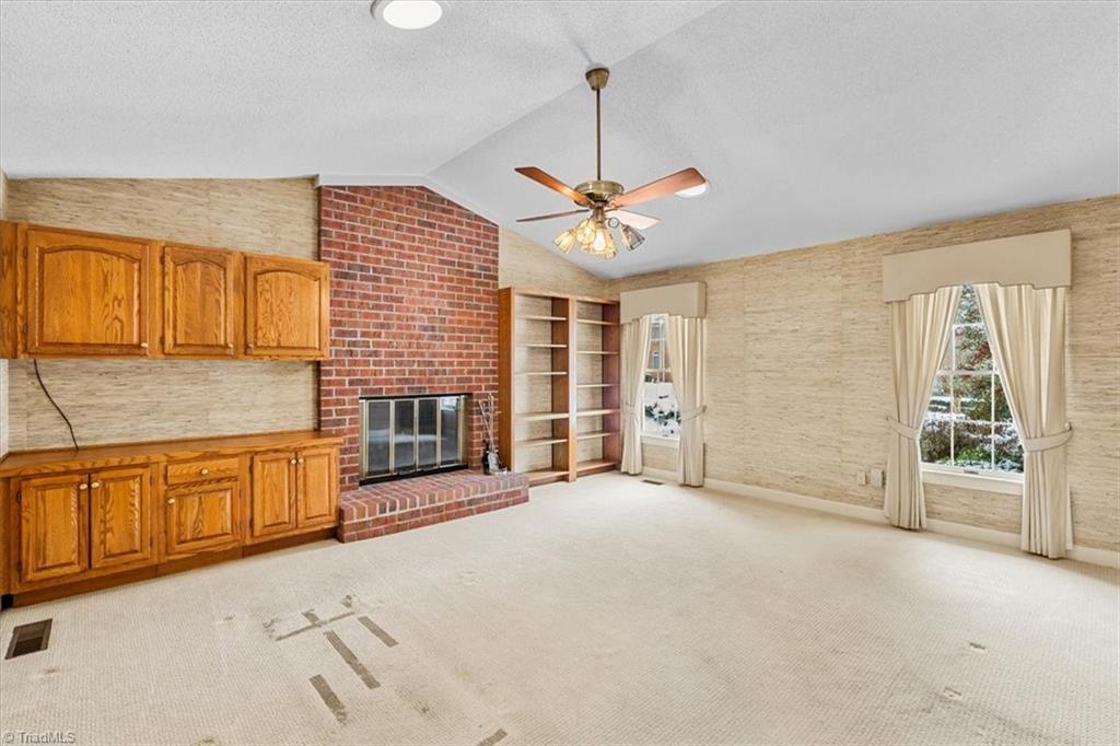 1616 Heathcliff Road High Point, NC 27262 - Photo 28 of 50