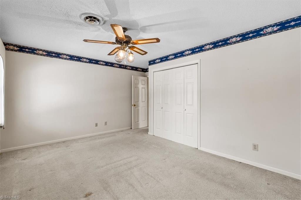 1616 Heathcliff Road High Point, NC 27262 - Photo 37 of 50