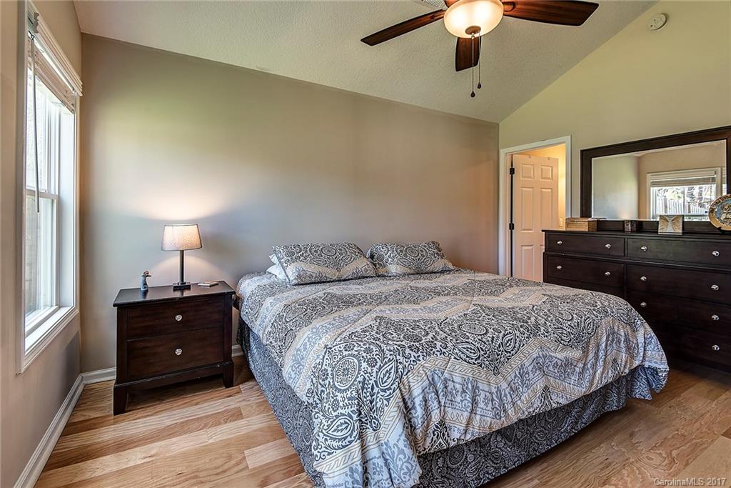 48 Valley View Road Asheville, NC 28803 - Photo 10 of 24 Gallery Image 10