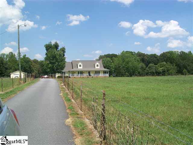 480 Bill Pearson Road Woodruff, SC 29388 - Photo 8 of 23