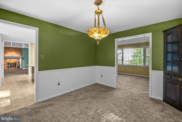 a view of livingroom with window