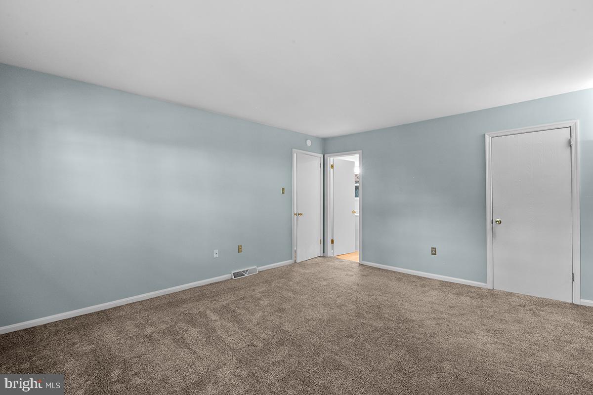 310 4th Street Reading, PA 19607 - Photo 36 of 44 a view of an empty room