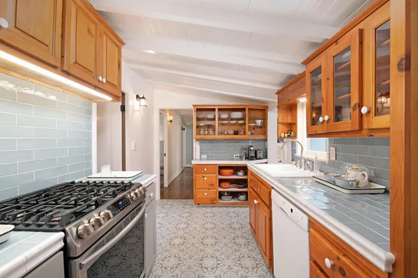 $12,000 | 540 Periwinkle Lane, Montecito, CA 93108