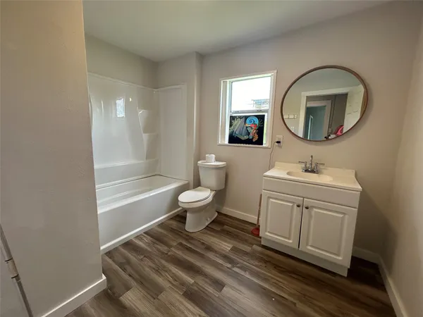 $1,250 | 400 Symes Street, Unit A, Taylor, TX 76574