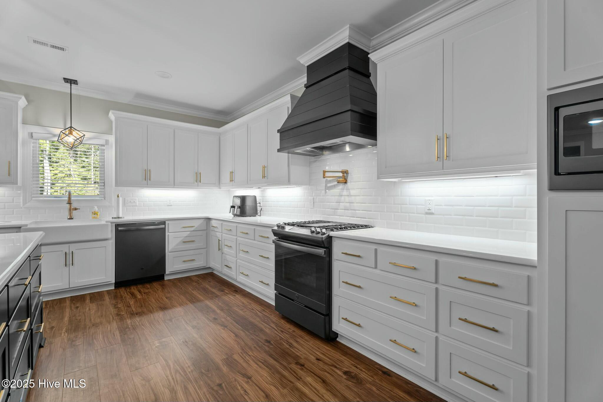 6223 Barney Road Elm City, NC 27822 - Photo 10 of 43 Kitchen 3