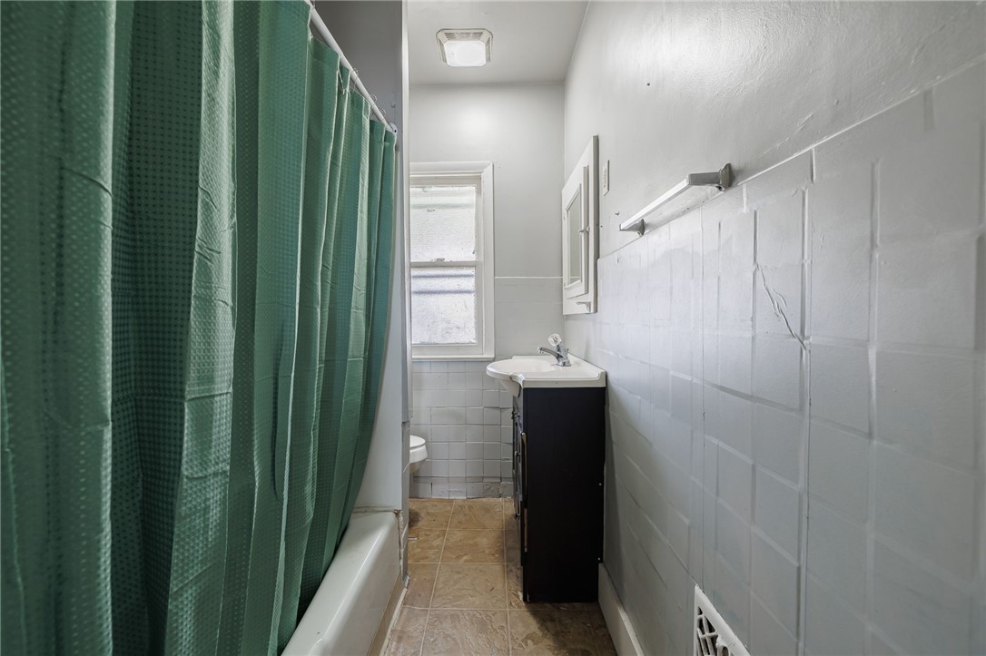 140-142 Electric Avenue Rochester, NY 14613 - Photo 16 of 30 APT1-BATHROOM
