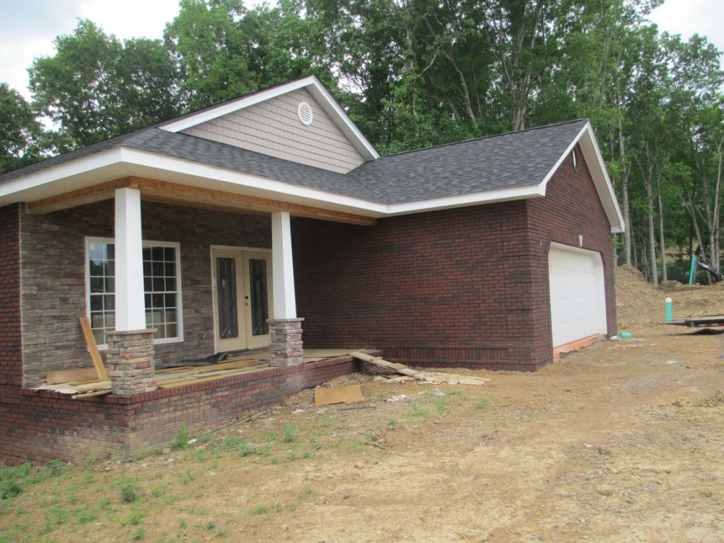 1916 Seaver Road Kingsport, TN 37660 - Photo 1 of 1 Photo 1