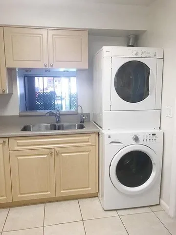 $1,500 | 2050 Oleander Boulevard, Unit 1105, Fort Pierce, FL 34950