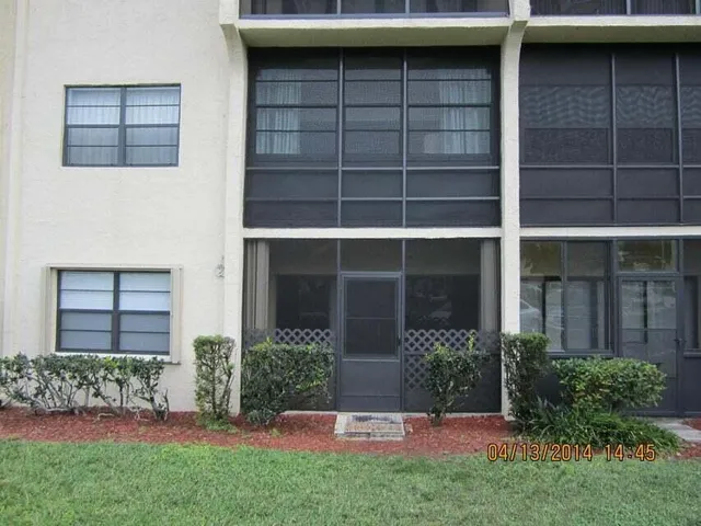 $1,500 | 2050 Oleander Boulevard, Unit 1105, Fort Pierce, FL 34950