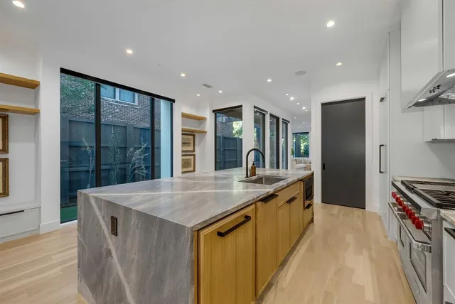 $2,175,000 | 4214 Hawthorne Avenue, Dallas, TX 75219