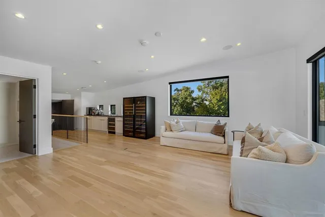 $2,175,000 | 4214 Hawthorne Avenue, Dallas, TX 75219