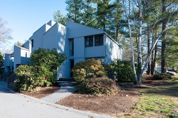 $424,900 | 140 Butternut Hollow, Unit 140, Acton, MA 01720