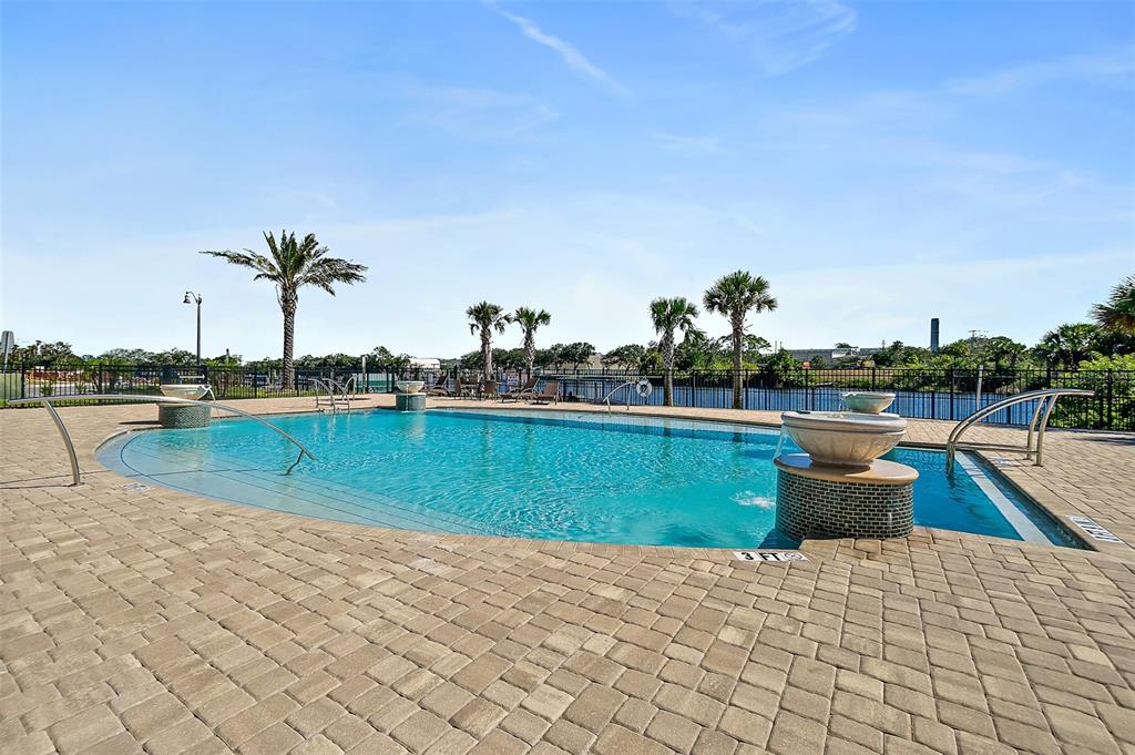 14 Rio Vista Drive Palm Coast, FL 32137 - Photo 28 of 32 a view of a lake view