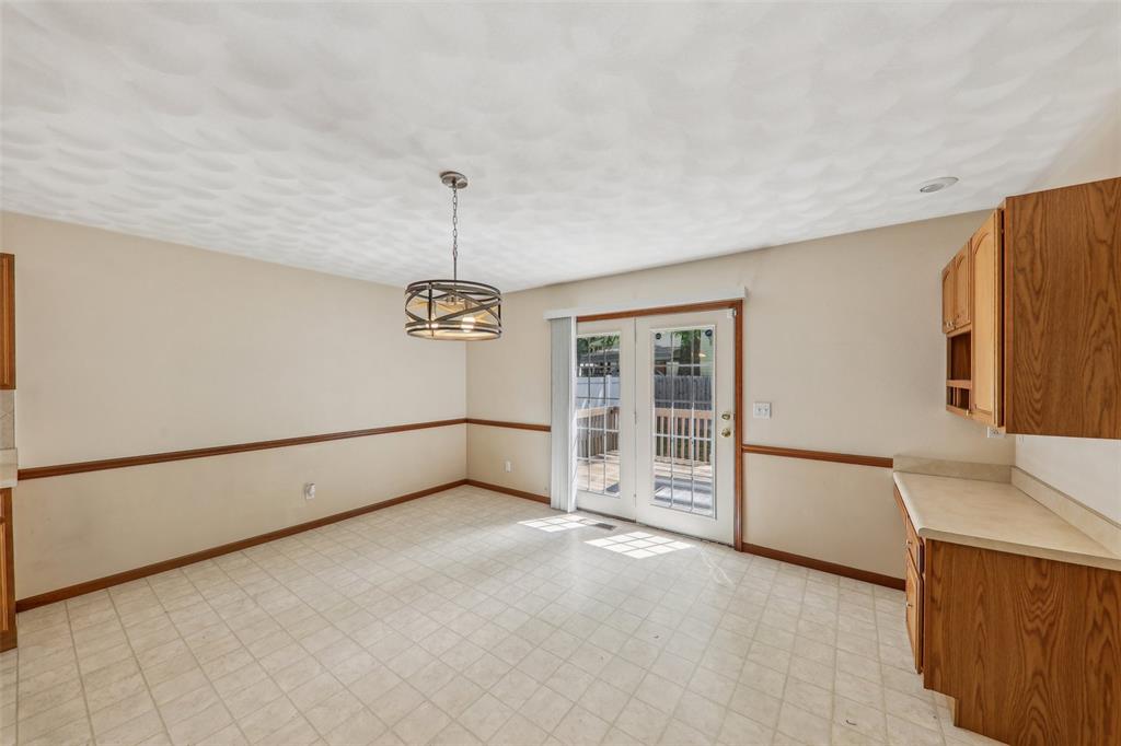 1865 Spruce Hill Drive Belleville, IL 62221 - Photo 14 of 43