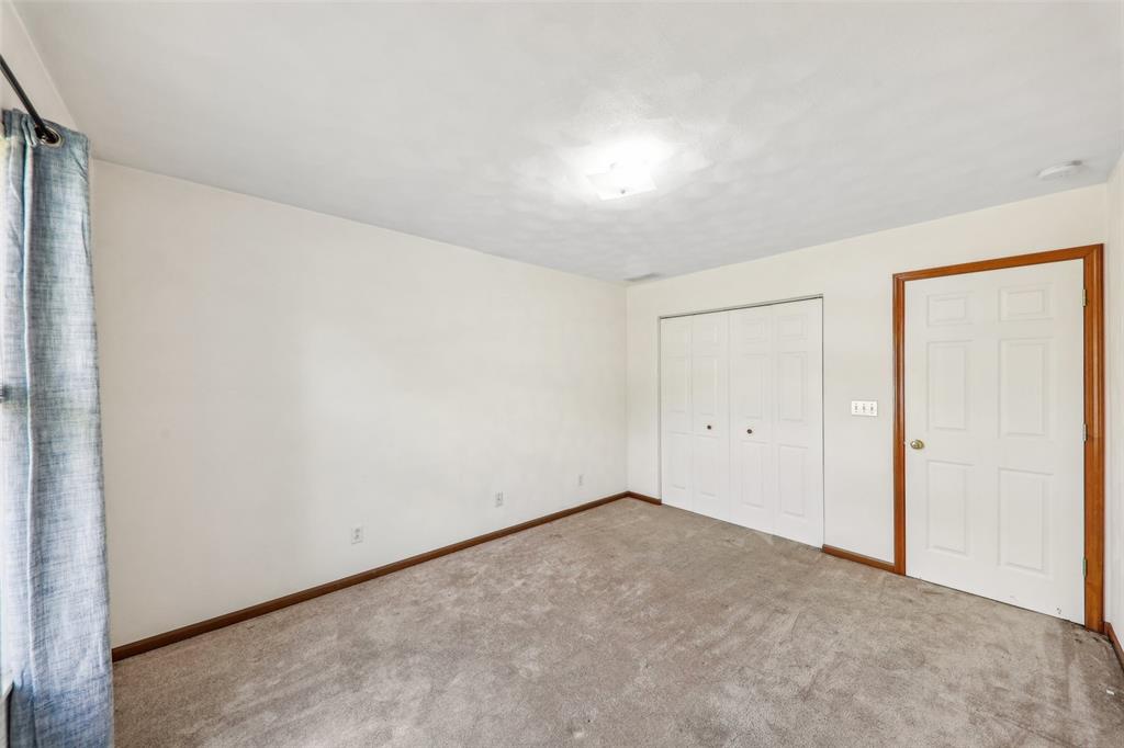 1865 Spruce Hill Drive Belleville, IL 62221 - Photo 24 of 43