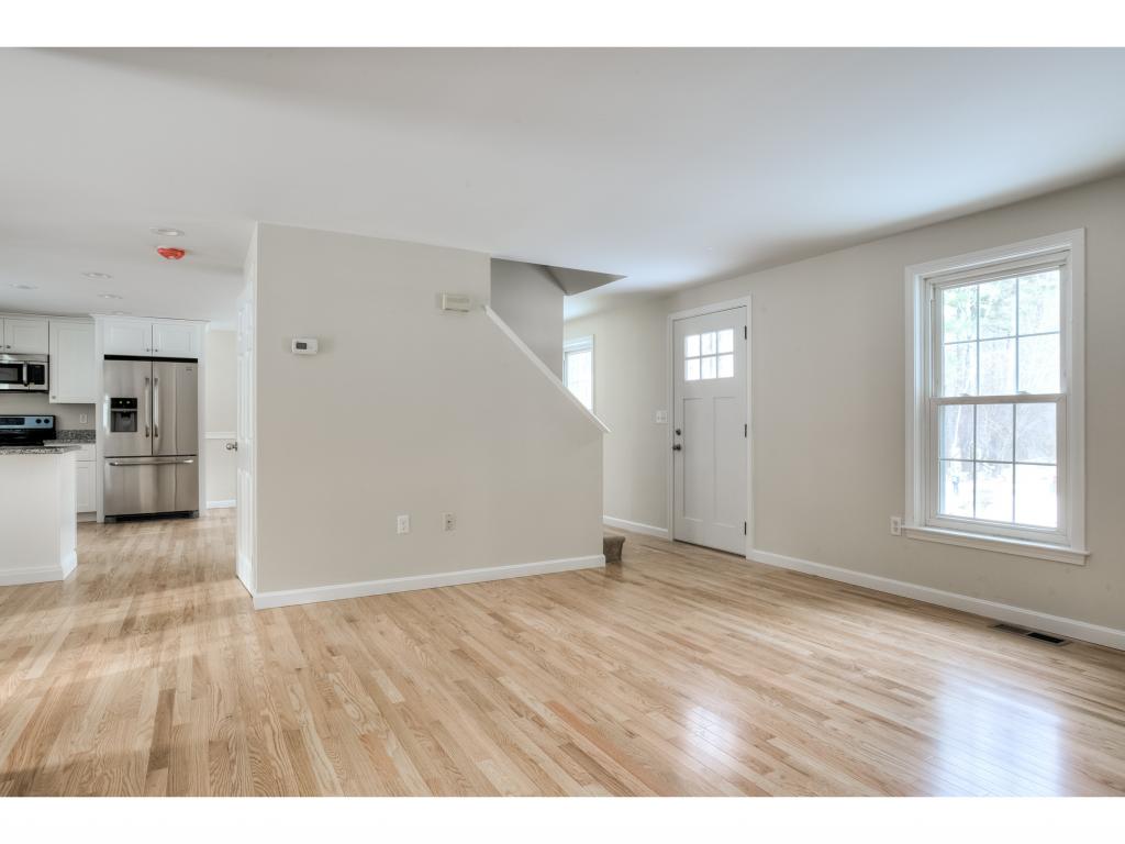 28 Cramer Hill Road Merrimack, NH 03054 - Photo 4 of 29