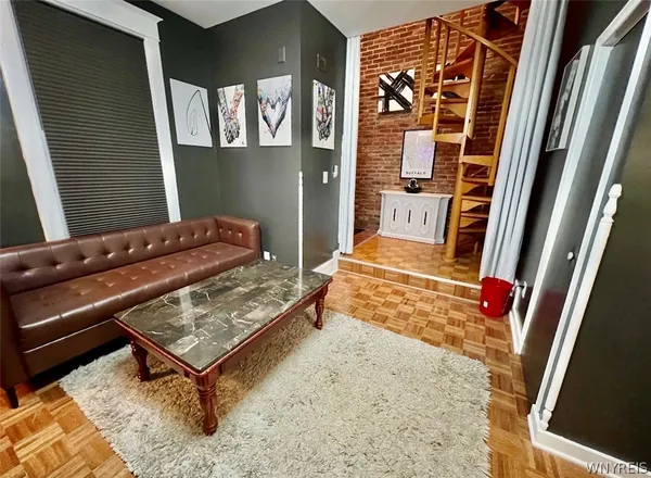 $1,600 | 25 Whitney Place, Buffalo, NY 14201