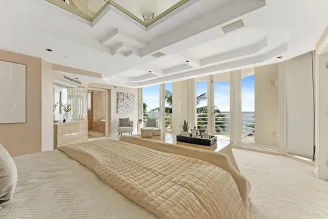 $5,500,000 | 800 South Ocean Boulevard, Unit 303, Boca Raton, FL 33432